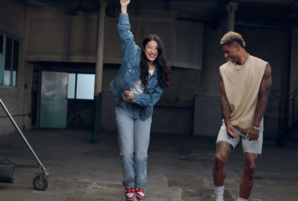 Levi's
